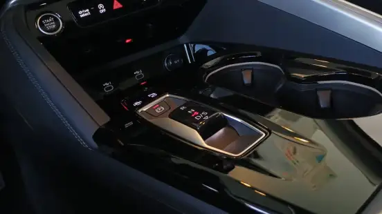 AUDI-Q5-2025