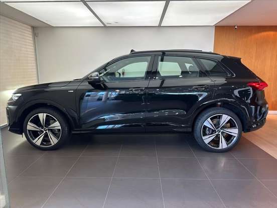 AUDI-Q5-2025