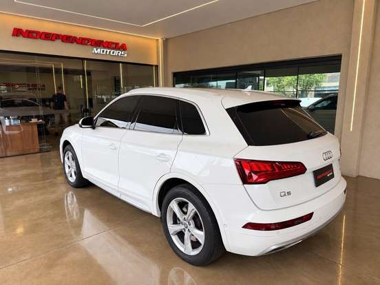 AUDI-Q5-2.0 TFSI GASOLINA SECURITY S TRONIC AUDI-Q5-2018