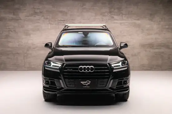 AUDI-Q7-2019