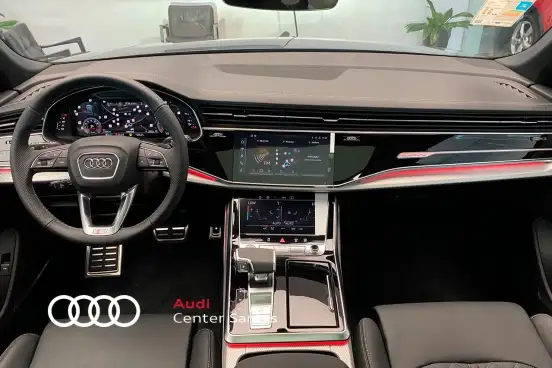 AUDI-Q8-2025