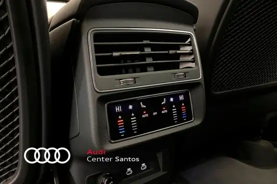 AUDI-Q8-2025