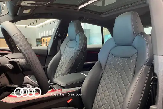 AUDI-Q8-2025