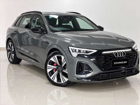 AUDI-Q8 E-TRON-55 ELÉTRICO PERFORMANCE BLACK QUATTRO AUDI-Q8 E-TRON-2023