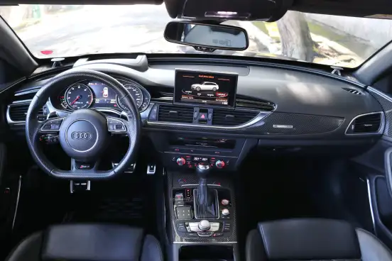 AUDI-RS6-4.0 AVANT V8 32V BI-TURBO GASOLINA 4P TIPTRONIC AUDI-RS6-2018