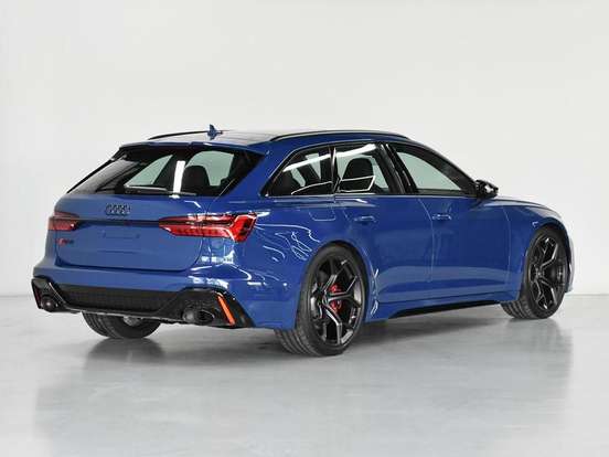 AUDI-RS6-2025