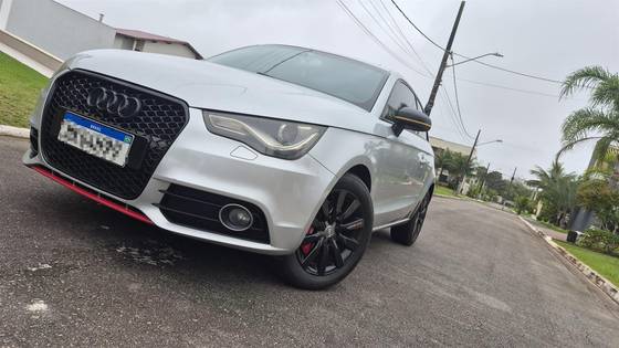 Audi A1 1.4 Tfsi Attraction 16V 122CV Gasolina 2P Automático