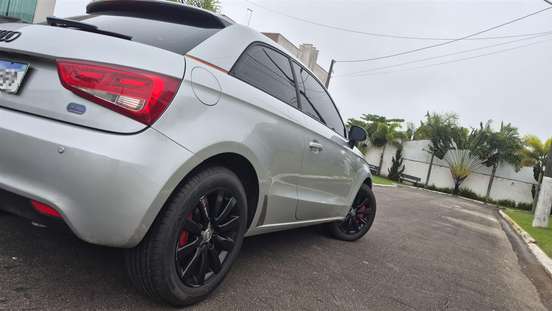 AUDI-A1-1.4 TFSI ATTRACTION 16V 122CV GASOLINA 2P AUTOMÁTICO AUDI-A1-2011