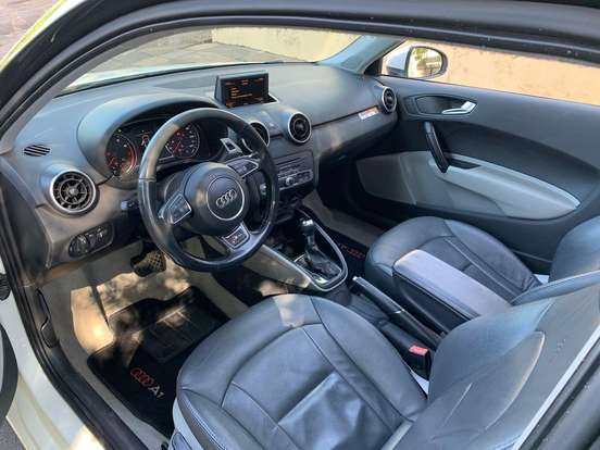 AUDI-A1-1.4 TFSI ATTRACTION 16V 122CV GASOLINA 2P AUTOMÁTICO AUDI-A1-2011