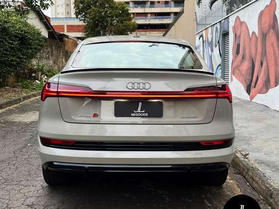 AUDI-E-TRON-ELÉTRICO SPORTBACK S QUATTRO AUDI-E-TRON-2021