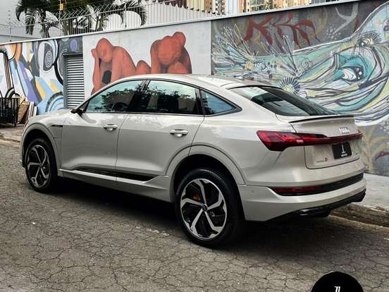 AUDI-E-TRON-ELÉTRICO SPORTBACK S QUATTRO AUDI-E-TRON-2021