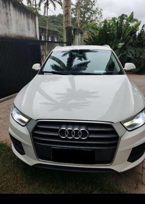 AUDI-Q3-2018