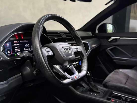 AUDI-Q3-2.0 40 TFSI GASOLINA PERFORMANCE BLACK QUATTRO TIPTRONIC AUDI-Q3-2022