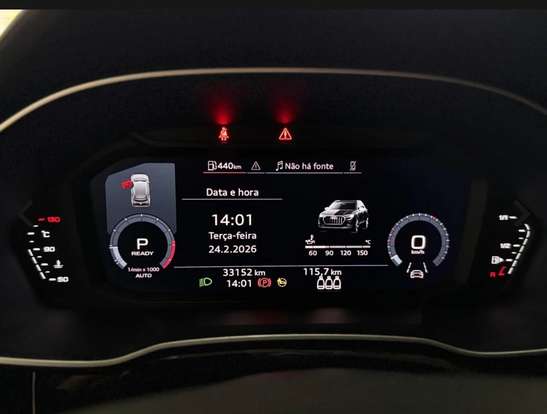 AUDI-Q3-2022