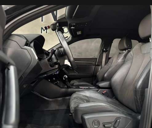AUDI-Q3-2022