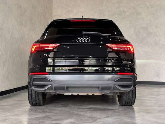 AUDI-Q3-2.0 40 TFSI GASOLINA PERFORMANCE BLACK QUATTRO TIPTRONIC AUDI-Q3-2022