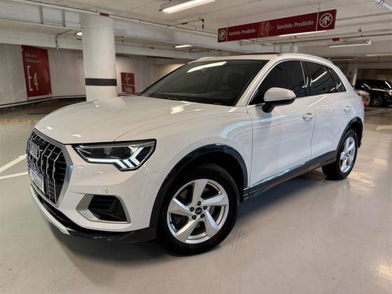 AUDI Q3 2.0 40 TFSI GASOLINA PERFORMANCE QUATTRO TIPTRONIC