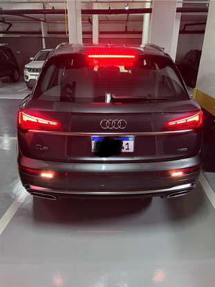 AUDI-Q5-2023