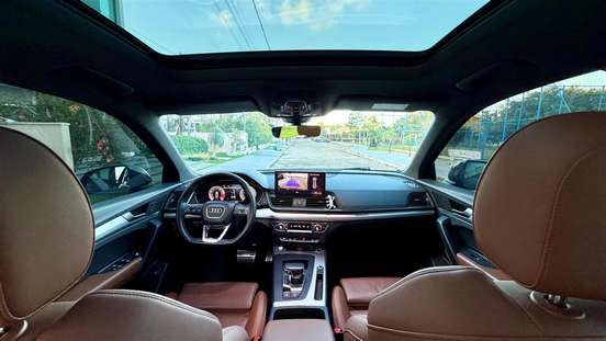 AUDI-Q5-2021