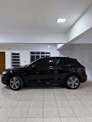 AUDI-Q5-2018