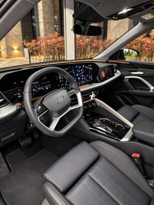 AUDI-Q5-2025