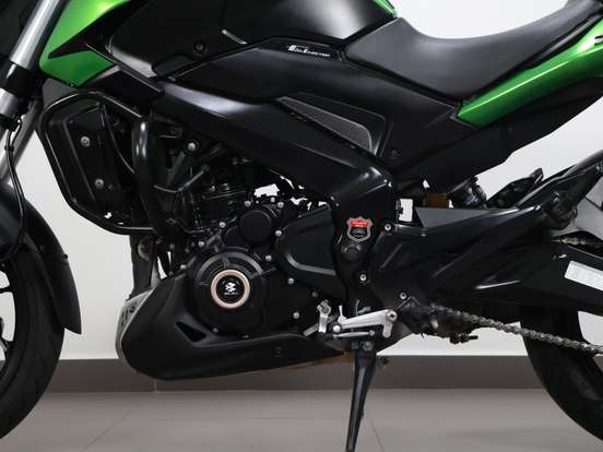 BAJAJ-DOMINAR 400-2024
