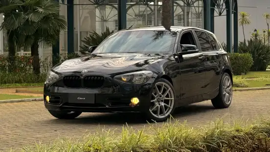 BMW-118i-2012