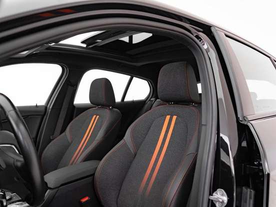 BMW-118i-1.5 12V GASOLINA SPORT GP STEPTRONIC BMW-118i-2022