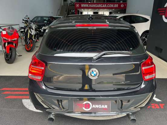 BMW-118i-1.6 FULL 16V TURBO GASOLINA 4P AUTOMÁTICO BMW-118i-2013