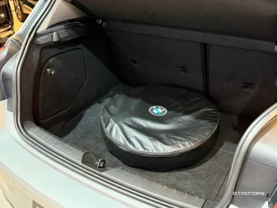 BMW-120i-2016