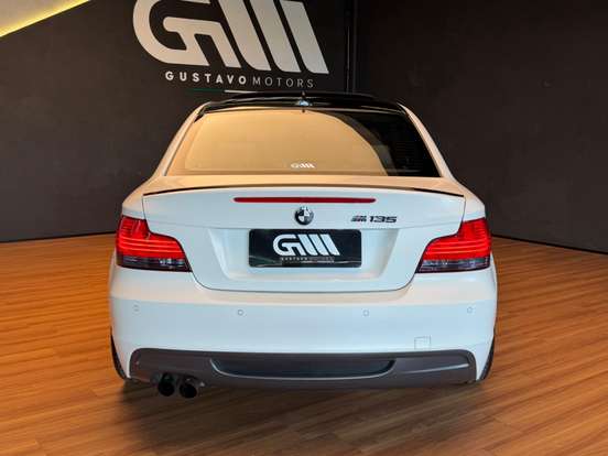 BMW-135i-2011