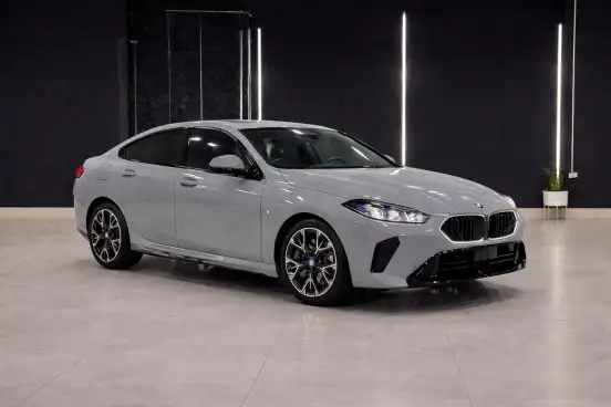 BMW-220i-2025