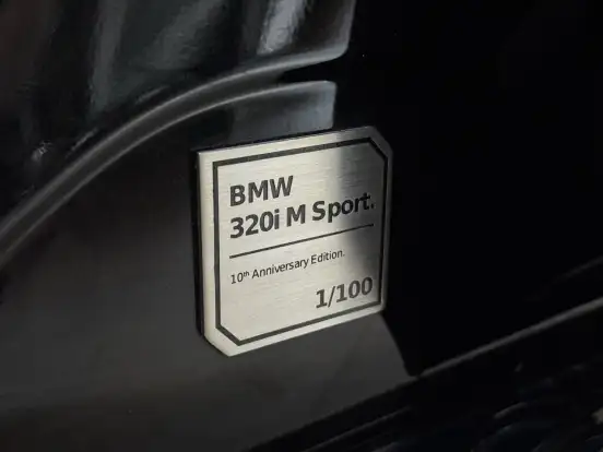 BMW-320i-2024