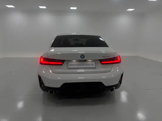 BMW-320i-2026