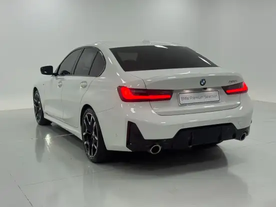 BMW-320i-2026