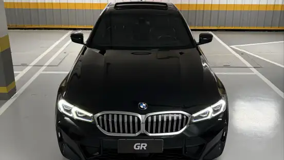 BMW-320i-2023