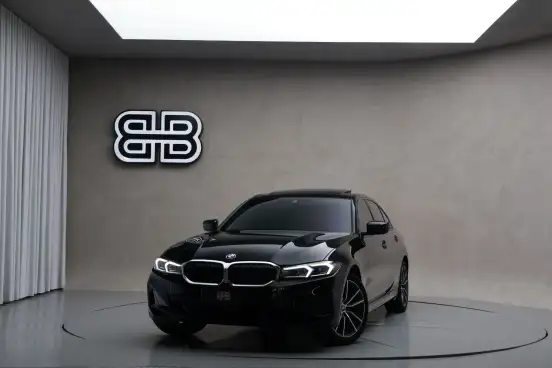 BMW-320i-2023