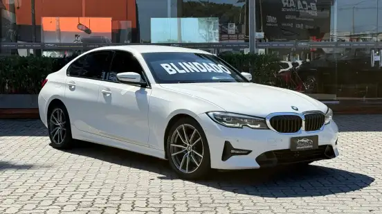 BMW-320i-2020