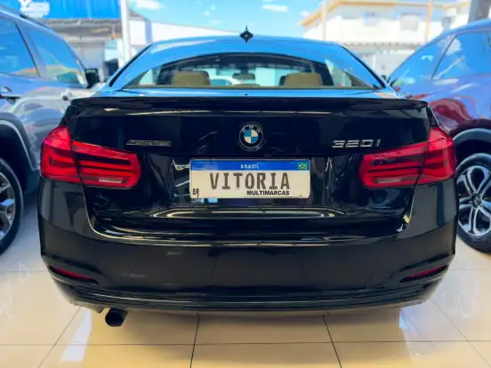 BMW-320i-2.0 SPORT 16V TURBO ACTIVE FLEX 4P AUTOMÁTICO BMW-320i-2017