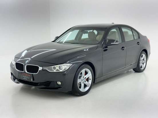 BMW-320i-2015