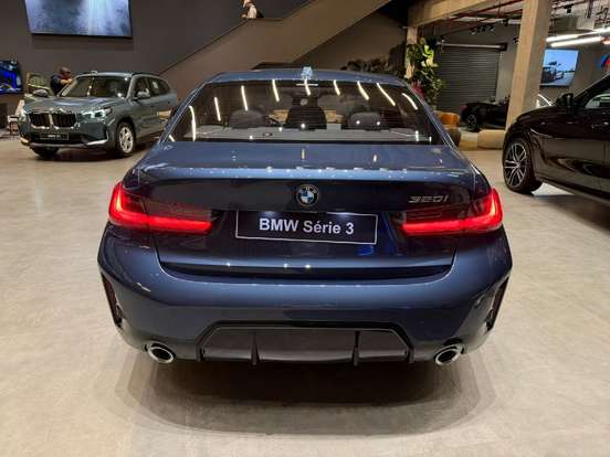 BMW-320i-2026