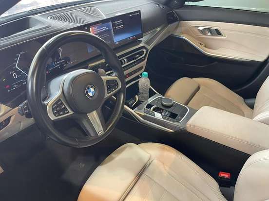 BMW-320i-2022