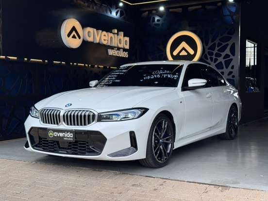 BMW-320i-2023
