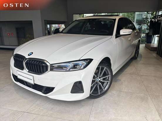 BMW-320i-2023
