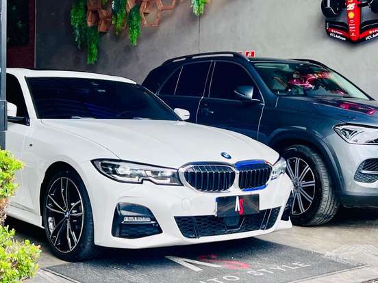 BMW-320i-2.0 16V TURBO GASOLINA M SPORT AUTOMÁTICO BMW-320i-2020