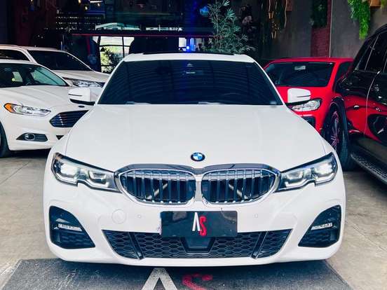 BMW-320i-2.0 16V TURBO GASOLINA M SPORT AUTOMÁTICO BMW-320i-2020