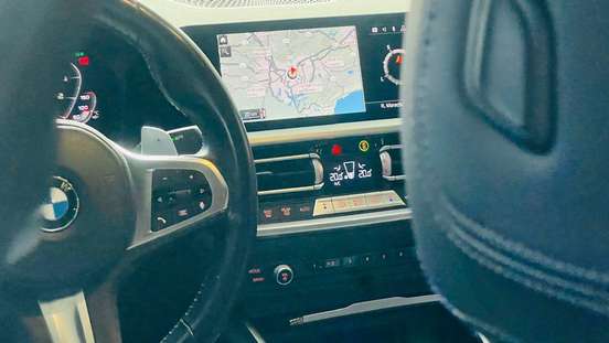 BMW-320i-2020