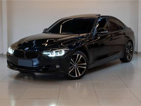 BMW-320i-2018