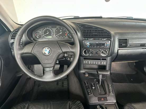 BMW-325i-2.5 SEDAN 24V GASOLINA 4P AUTOMÁTICO BMW-325i-1995