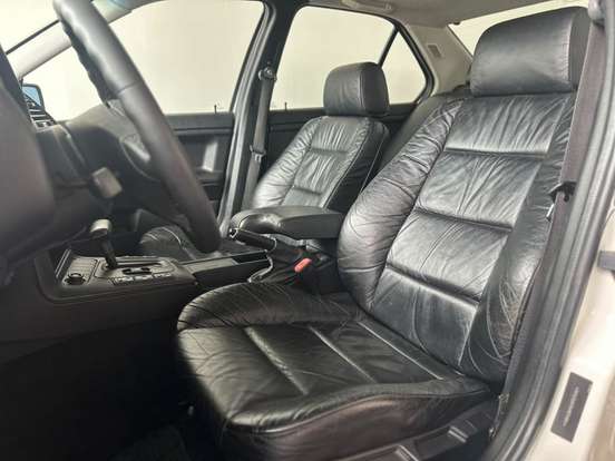 BMW-325i-1995